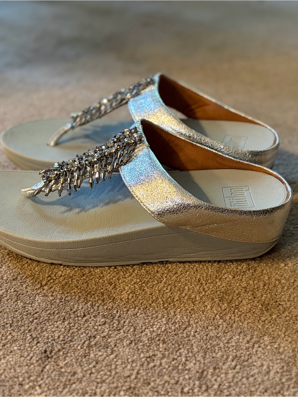 FitFlop Silver Jeweled Platform Thong Sandals, like new